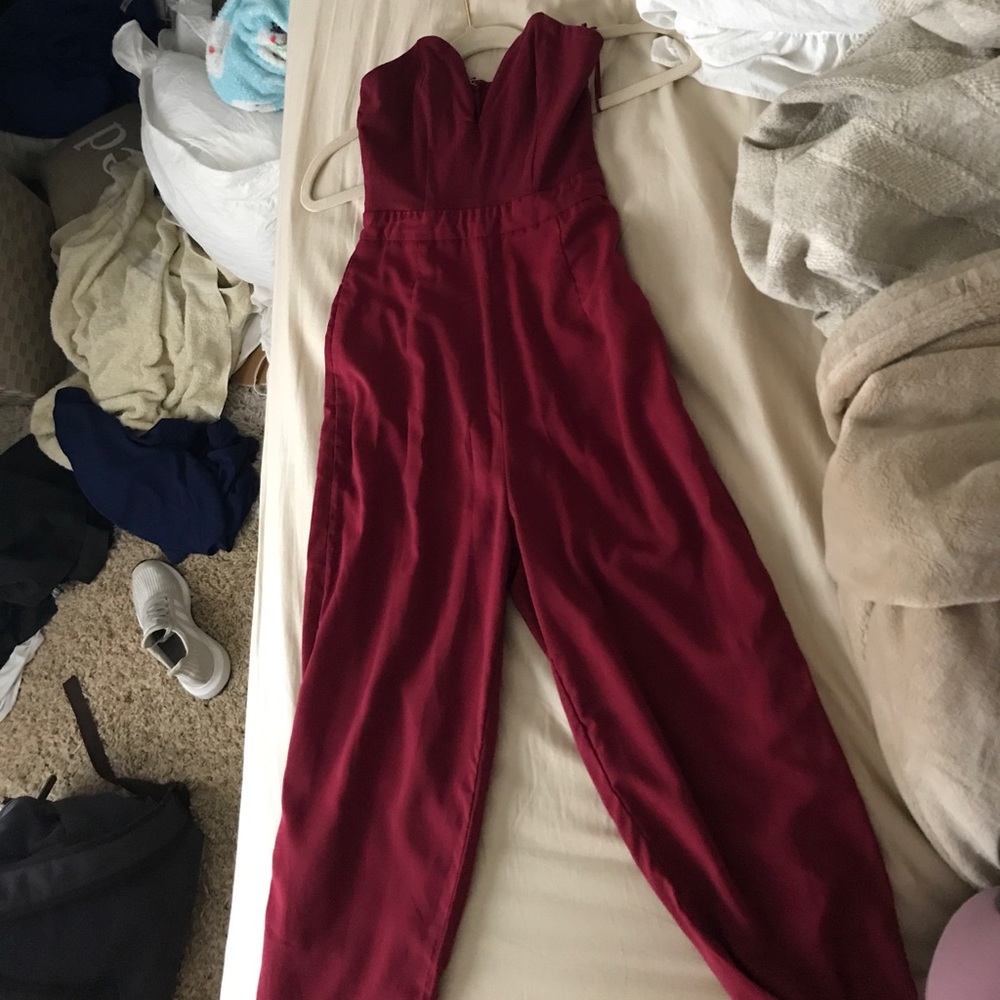 Toni maroon jumpsuit